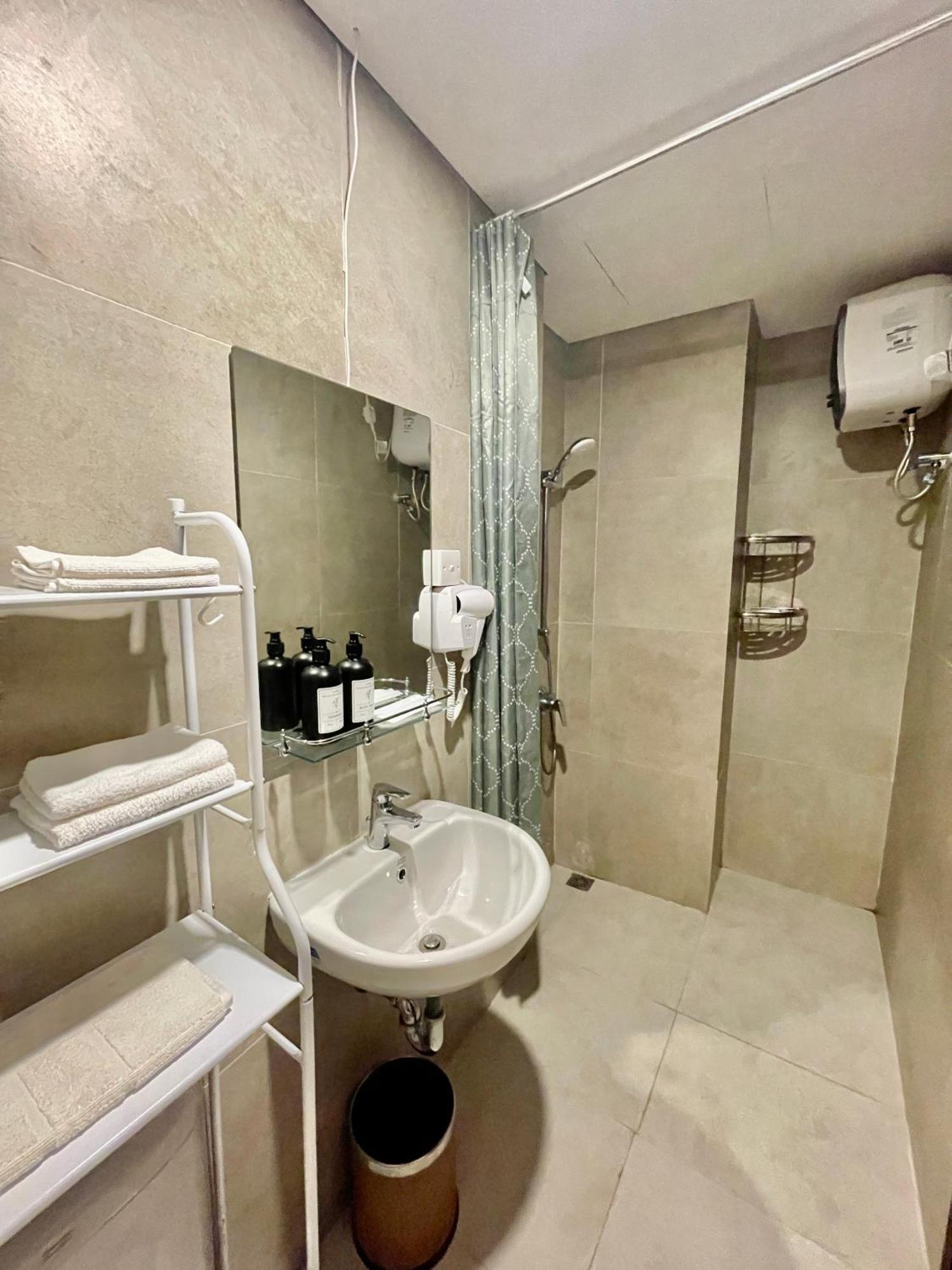 Verdela Pollux habibie Batam apartement Bagian luar foto
